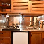 Historical Flat Unique Terrace Ac In Beyoglu Galata شقة *
