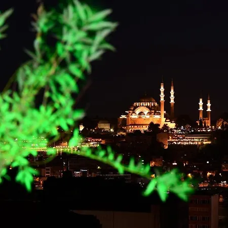 Historical Flat Unique Terrace Ac In Beyoglu Galata Istambul