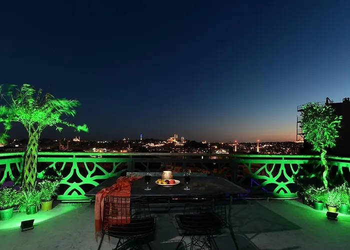 公寓 Historical Flat Unique Terrace Ac In Beyoglu Galata *