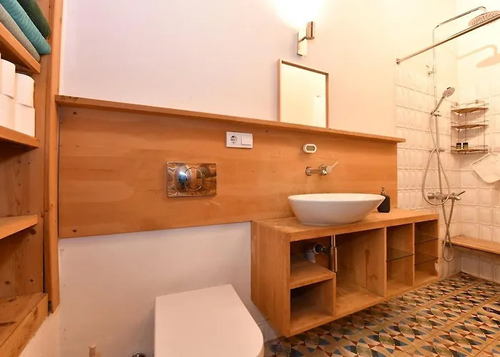 Historical Flat Unique Terrace Ac In Beyoglu Galata *