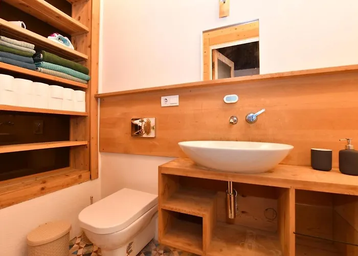 Historical Flat Unique Terrace Ac In Beyoglu Galata 公寓 *