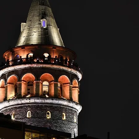 Lägenhet Historical Flat Unique Terrace Ac In Beyoglu Galata
